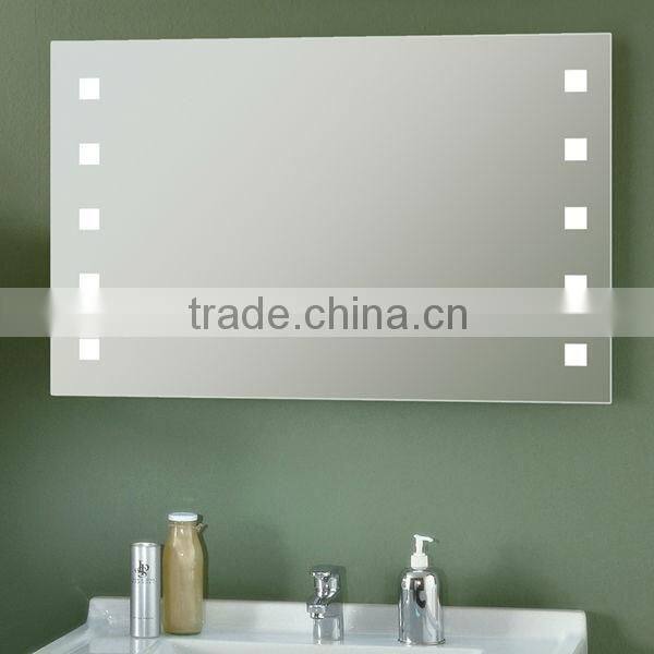 portable lighted mirror