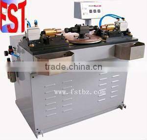 Automatic spot welder for tin can