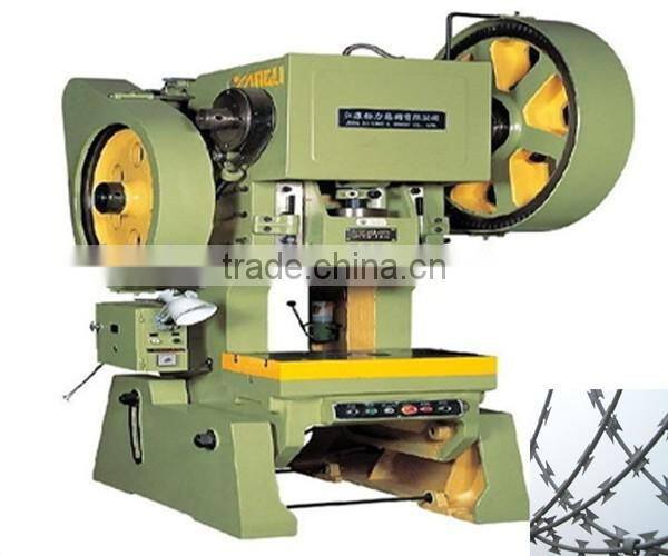 barbed wire mesh fencing making machine