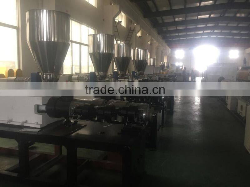Double screw plastic extruder machine