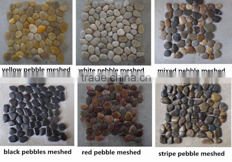 mixed colour pebbles/pebble meshed tile/cobble