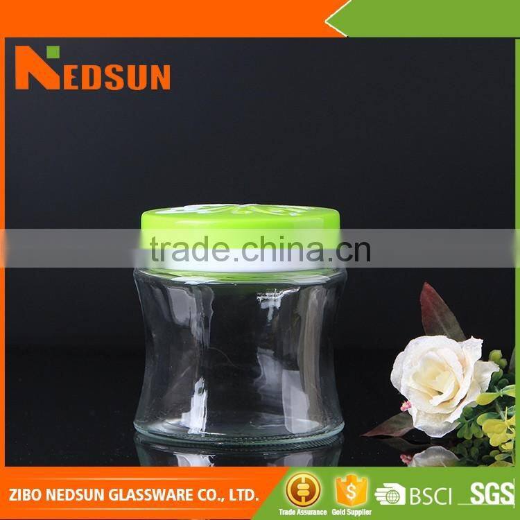 High quality large glass jar with plastic lid