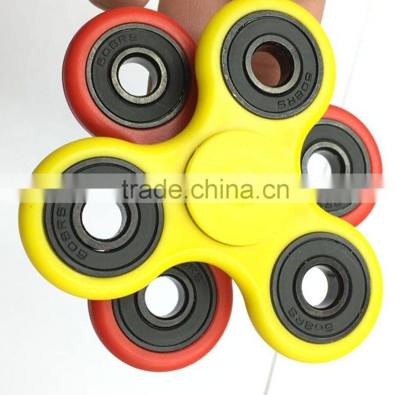 Hot sale 2017 crazy spinner toy multicolor fidget spinner finger spinner
