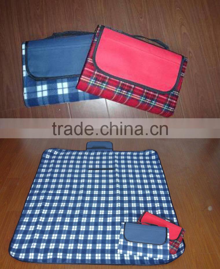 flannelet picnic blanket, beach blanket, outdoor blanket with tote