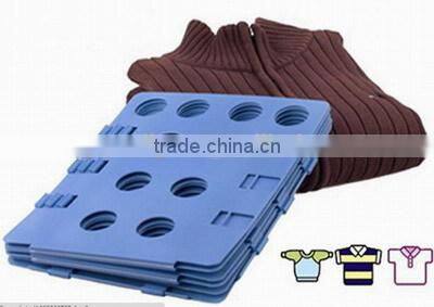 Adjustable Clothes Folder