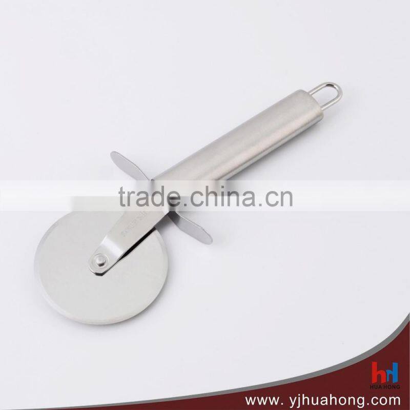 Wholesale stainless steel wheel rocking pizza cutter slicer