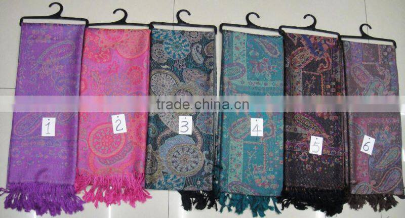 Fashion top sold Russian woman classic jacquard paisley pashmina shawl 100%viscose