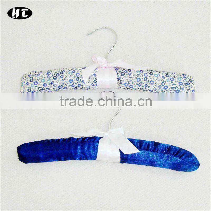 JN283satin padded hanger for clothes