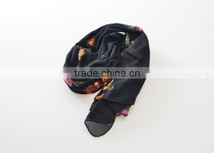 Good Quality Flowers Embroideried Soft Cotton Shawl Scarf Hijab