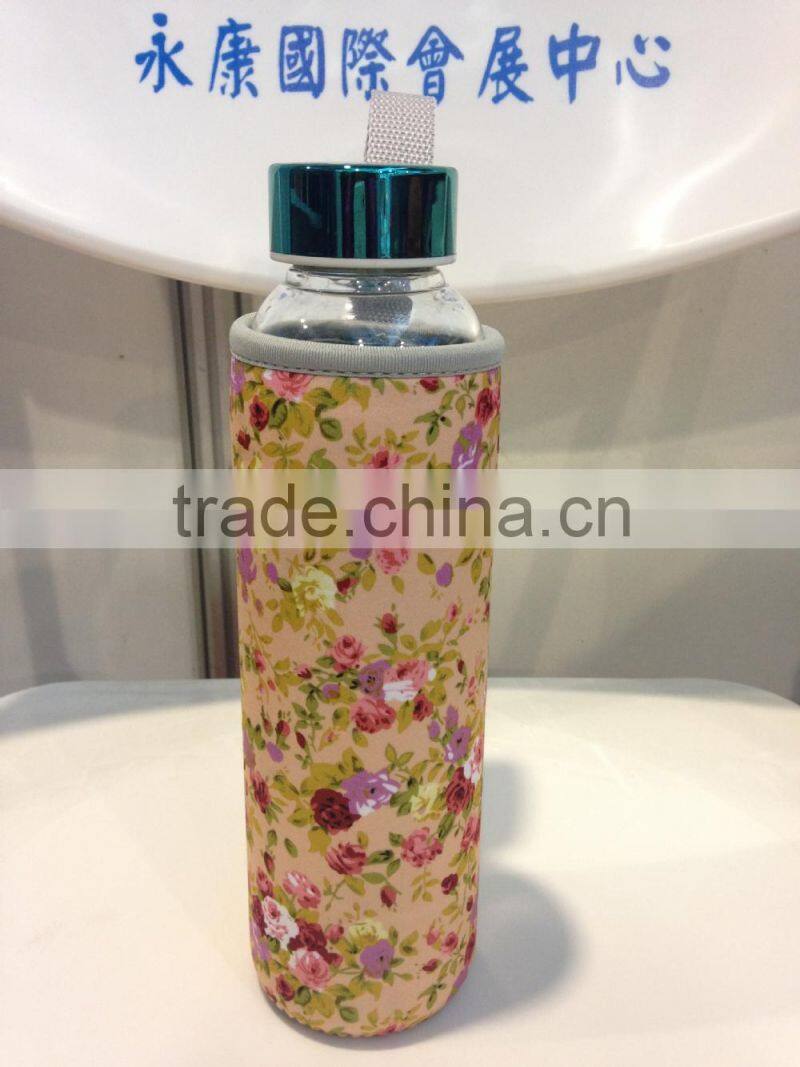 Customizable stylish neoprene bottle carrier