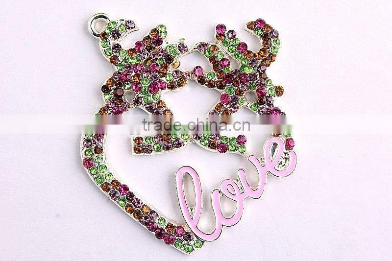 2016 Valentine's Day new design silver Zinc alloy fasion charm cake with heart Rhinestone Pendants For Chunky Necklace Making