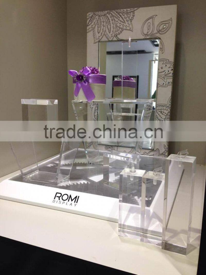 2015 newest jewellery window display props high-end suede jewellery display