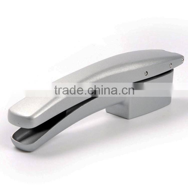 Hand-held 2 in 1 function kitchenware aluminum alloy garlic tool