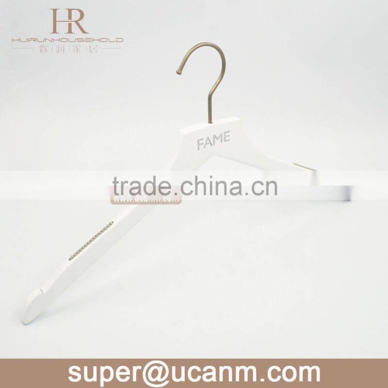 HR661IWP wooden suit hanger