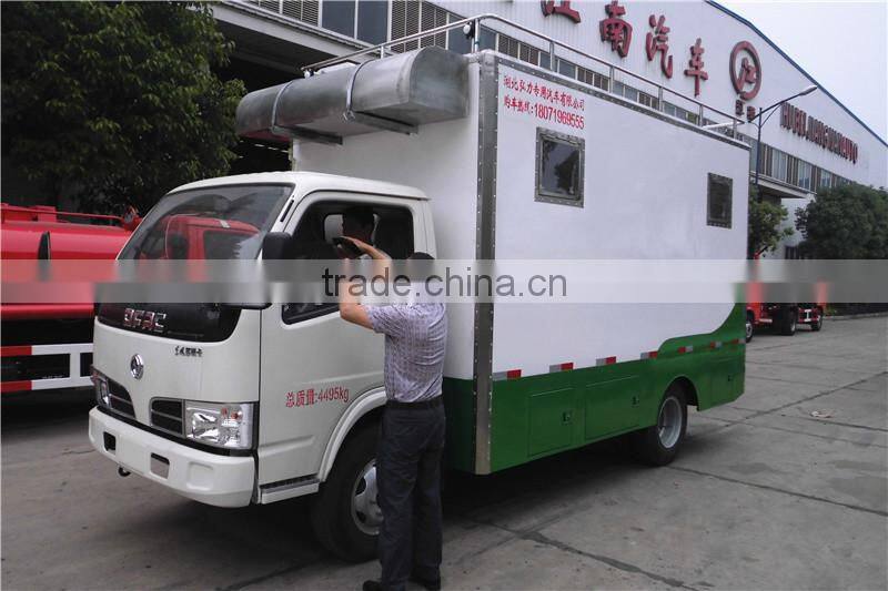 2016 hot selling fibreglass outdoor mobile snack truck