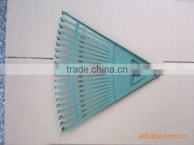 Plastic Leaf Rake