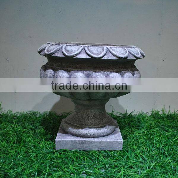 Resin Regency Imitation Stone Garden Urn