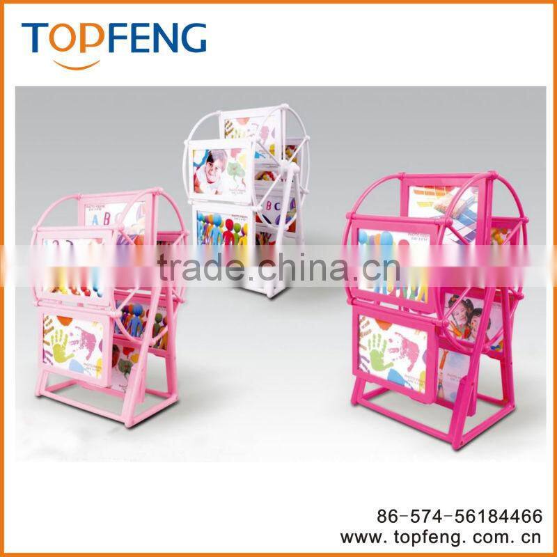 Revolving photo frame