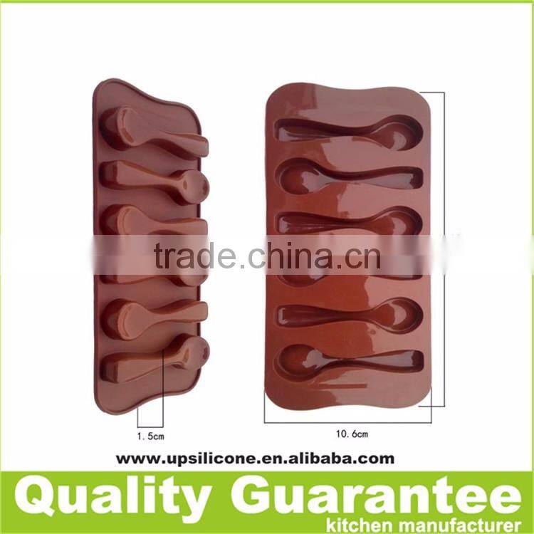 FDA&LFGB customize various shapes Silicone chocolate molds