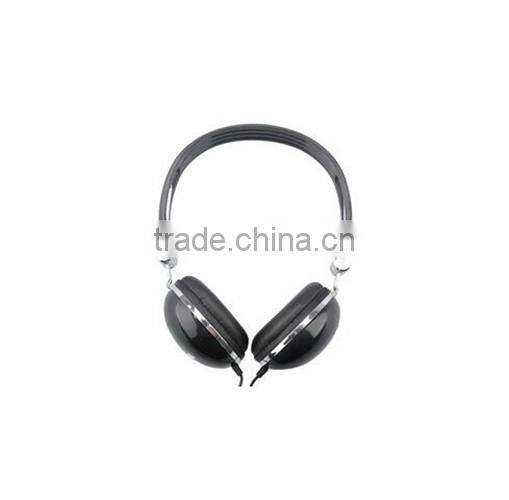 professional sound isolating headphones