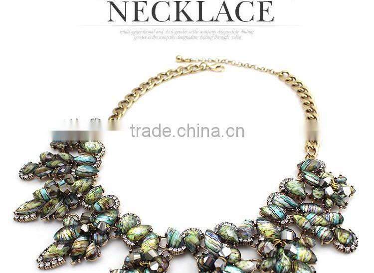 2016 Latest design flower shape elegant Natural bead stone necklace jewelry fashion ladies necklace