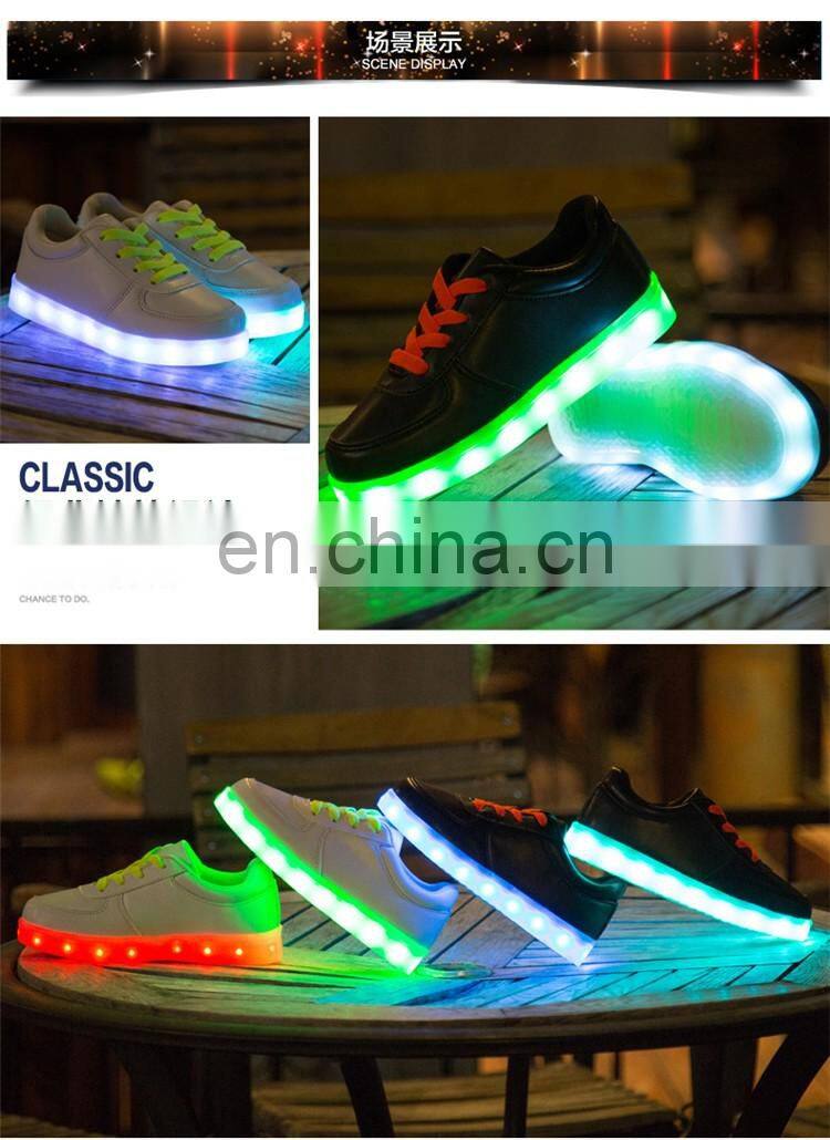Factory wholesale price low MOQ sports Gift Simulation Children LED light up kids shoes