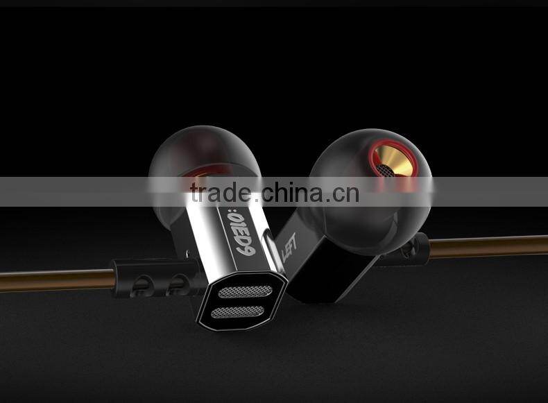 2016 popular ED9 Ear Headphone With Microphone