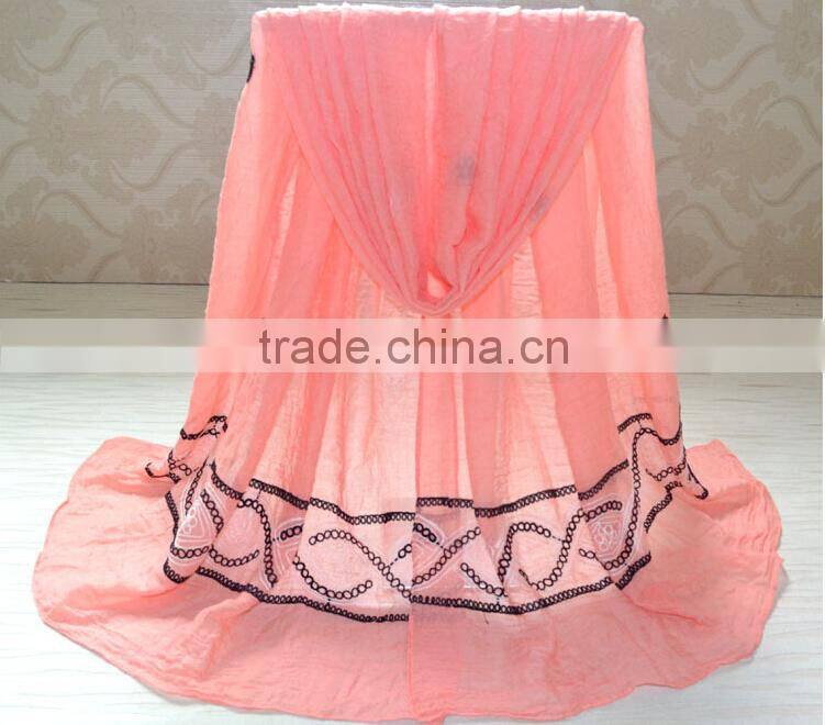Wholesale Embroidery Design Fashion Ladies Cotton Scarf Shawl