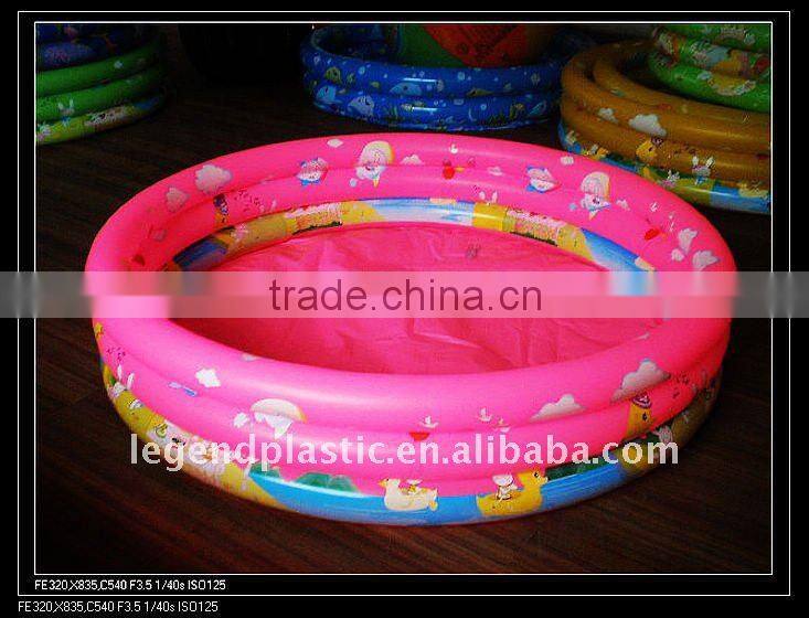 3-ring flowery pool