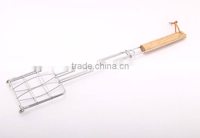 Safe food grade non-stick bbq grill wire mesh with wooden handle