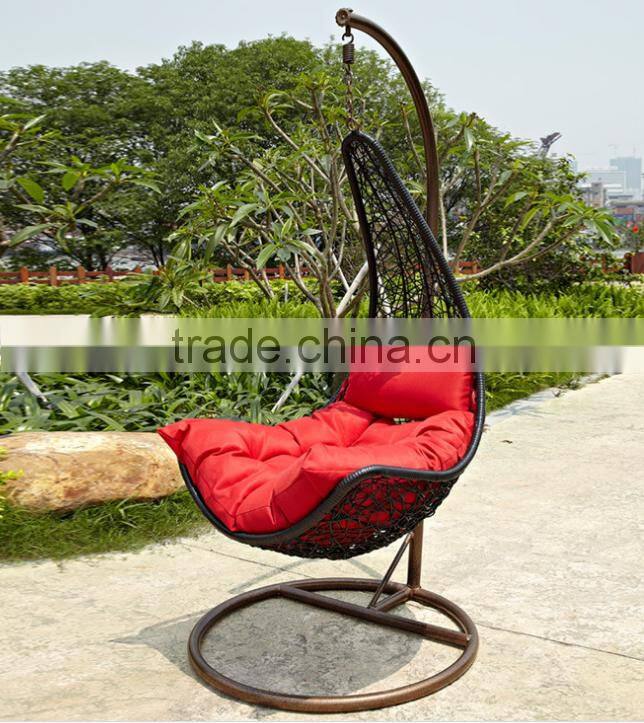 0503 garden patio leiaure rattan hanging swing egg shaped chair YPS088