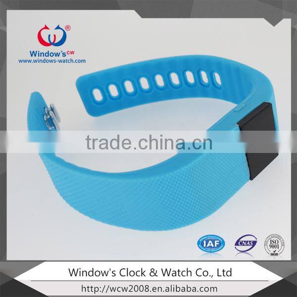 Touch screen smart watch phone with GSM card slot, calling on watch separately, BT sync, FM, pedometer, Heart Rate Monitor watc