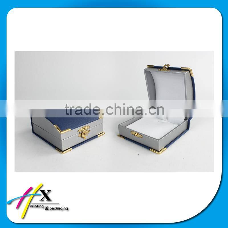 factory price vintage plastic jewelry box china supplier