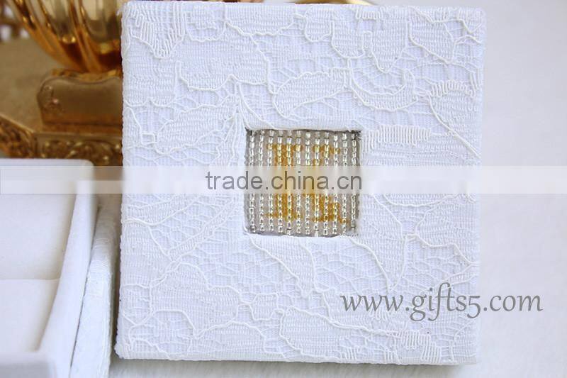 Customized High Quality Paper Wedding Jewelry Ring Box Handmade with beaded name plate of K