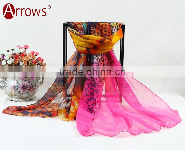 2015 Custom Lady Fashion Cotton Voile Shawl and Scarf Fresh Leopard Peony Printing for Spring Autumn