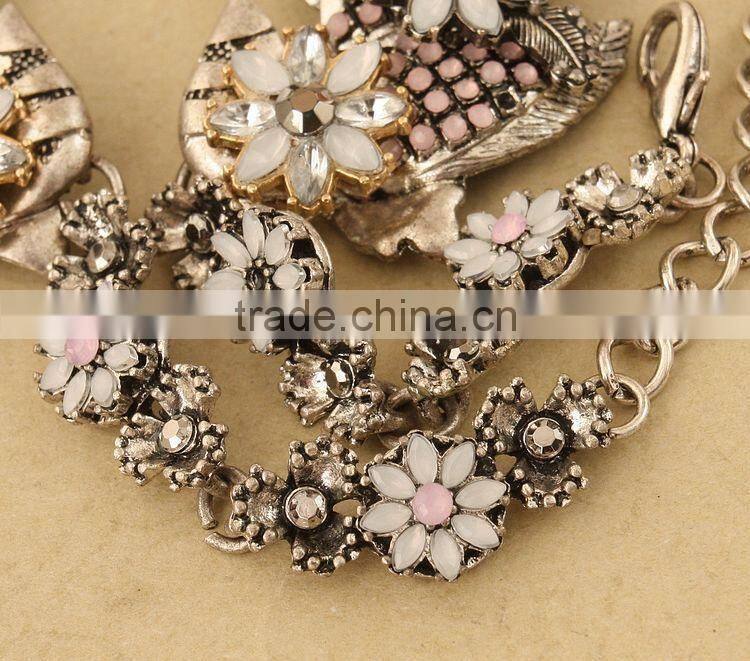 Handmade new design women elegance alloy jewelry necklace