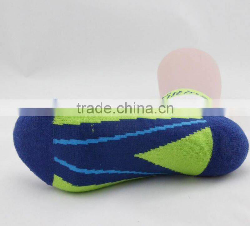 2014 high quality comfortable fashion ankle terry sport cotton socks.