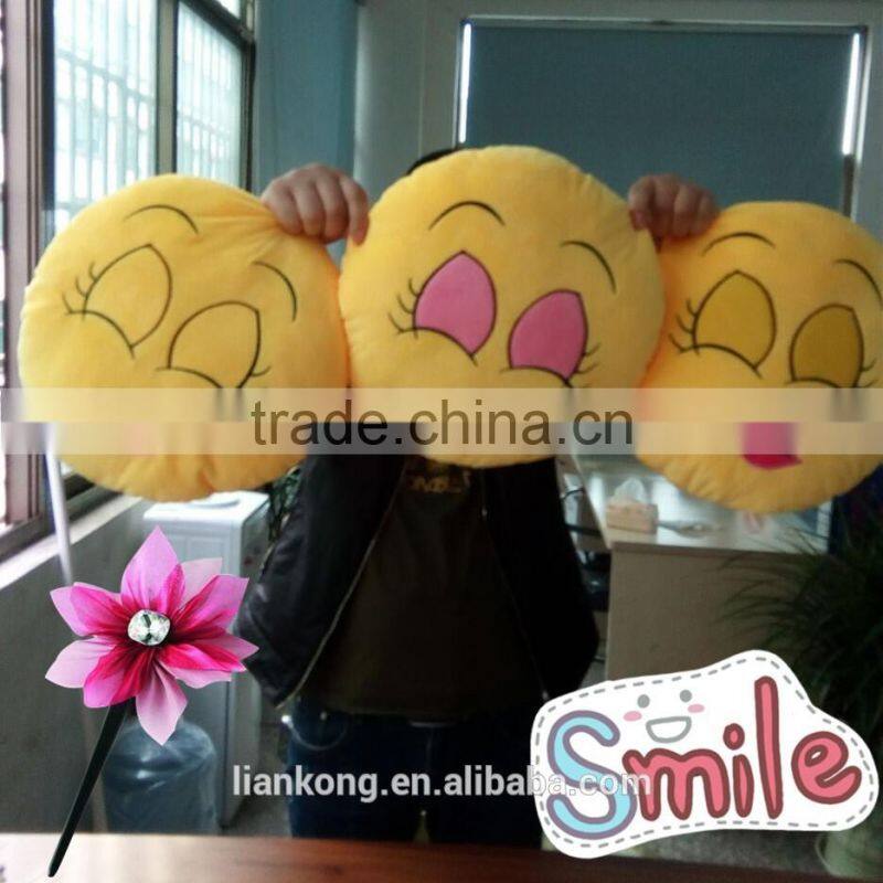 2016 new style hot selling iridescence emoticon plush whatsapp emoji pillow