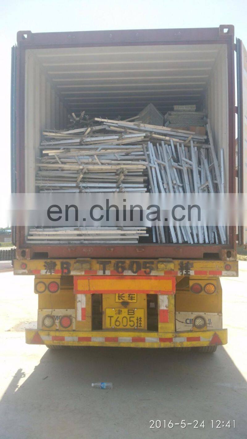 Galvanized 3 tiers and 4 tiers chicken breeding cage