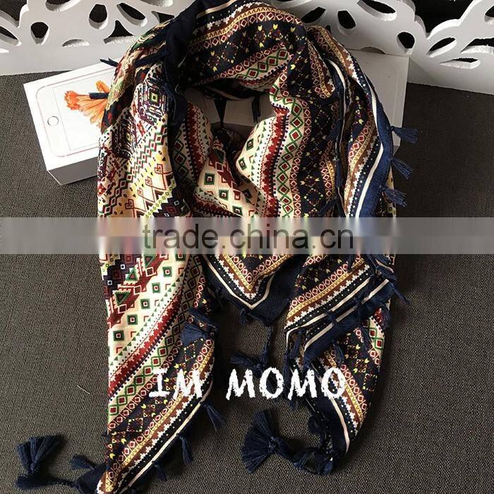Fashion Retro Printed Pattern with Tassels Women Square Pashmina Encryption Twill Cotton Scarf