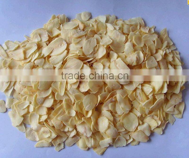 Dehytrated Garlic Flakes Grade A