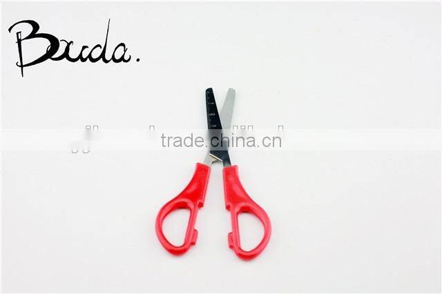 Hot sale stainless steel with plastic handle children scissors BD-S1608