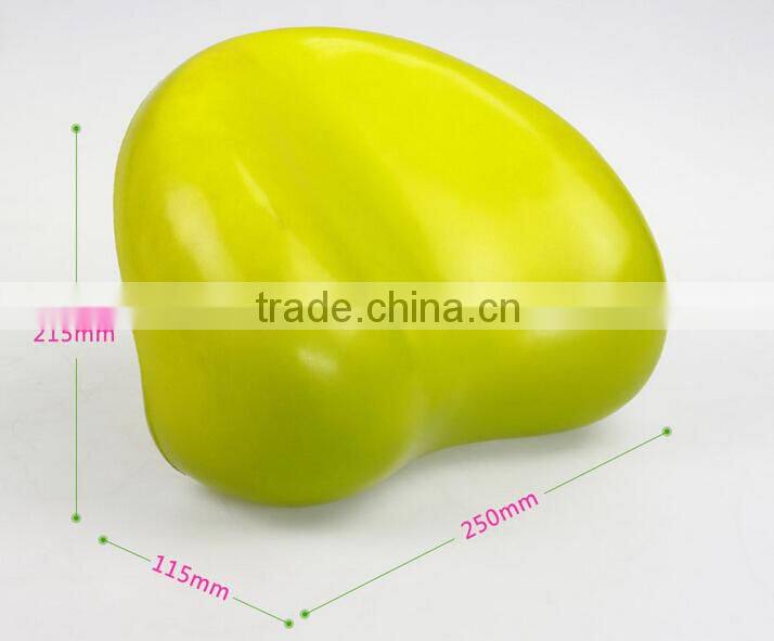 2015 new design pu foam heart shaped headrest
