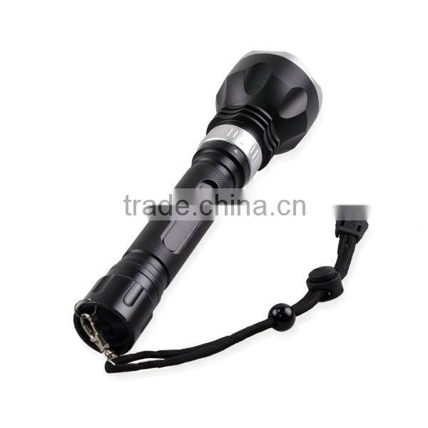 Waterproof And High Brightness XML T6 Diving Flashlight IP68