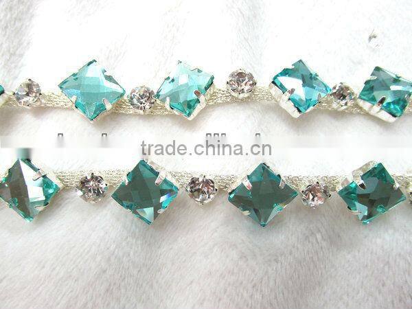 Hot seller new design sew on bridal rhinestone metal cup chain