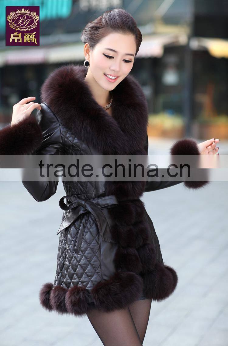 Women Sheep leather coat with fox fur collar