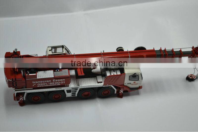 1:50 scale diecast metal construction truck crane model