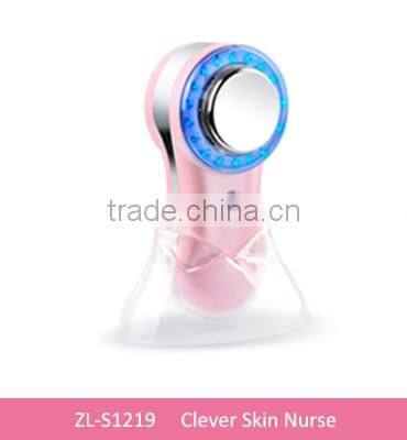 Silicone facial cleansing brush manufacturer