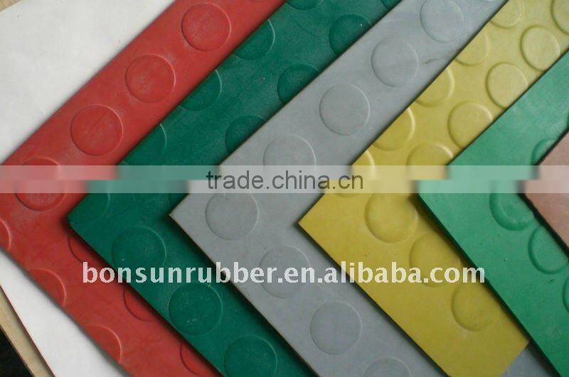 3mm to 6mm thickness Round stud rubber floor matting