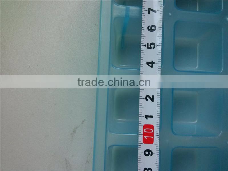 BPA-FREE PP material Ice Cube Tray